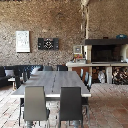 Maini Et Chambres D ' Hotes
