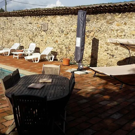 Maini Et Chambres D ' Hotes