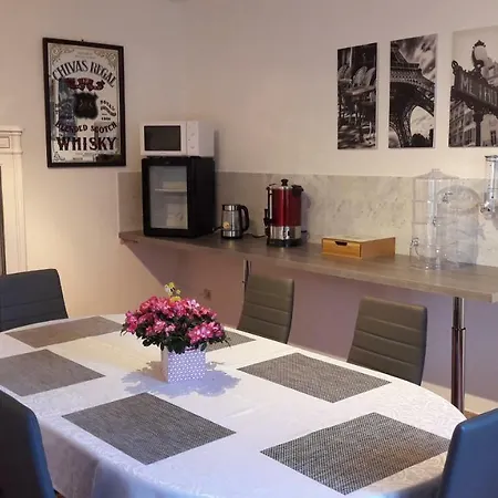 Maini Et Chambres D ' Hotes Guest house